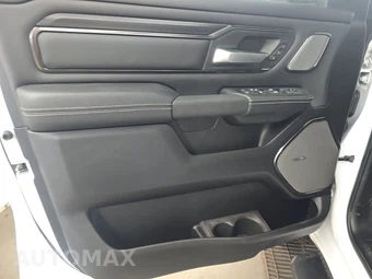 2025 Ram 1500 Rebel Crew Cab Short Bed - miniatura 9
