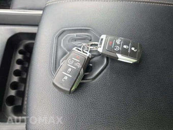 2025 Ram 1500 Rebel Crew Cab Short Bed - miniatura 8