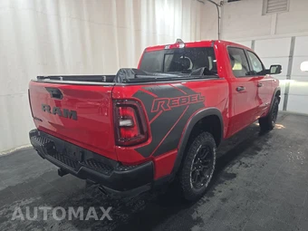 2025 Ram 1500 Rebel Crew Cab Short Bed - miniatura 4
