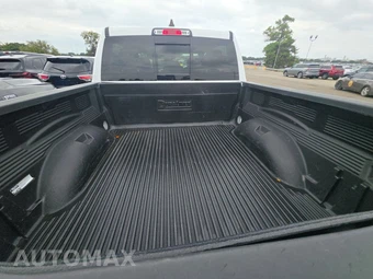 2025 Ram 1500 Rebel Crew Cab Short Bed - miniatura 16