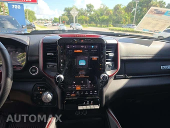 2025 Ram 1500 Rebel Crew Cab Short Bed - miniatura 10