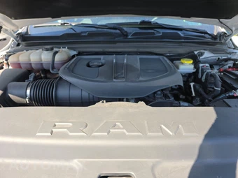 2025 Ram 1500 Rebel Crew Cab Short Bed - miniatura 15