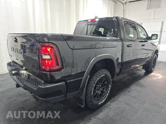 2025 Ram 1500 Rebel Crew Cab Short Bed - miniatura 4