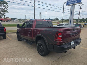 2025 Ram 1500 Rebel Crew Cab Short Bed - miniatura 2