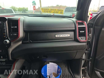 2025 Ram 1500 Rebel Crew Cab Short Bed - miniatura 16