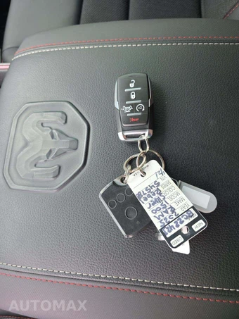 2025 Ram 1500 Rebel Crew Cab Short Bed - miniatura 5