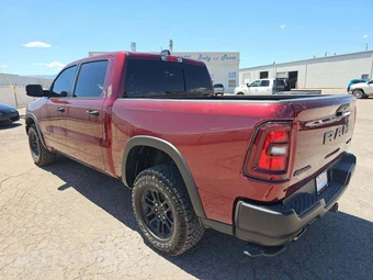 2025 Ram 1500 Rebel Crew Cab Short Bed – miniatura 2