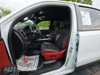 2025 Ram 1500 Rebel Crew Cab Short Bed - miniatura 6