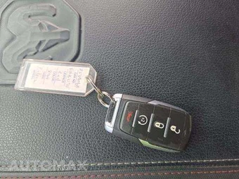 2025 Ram 1500 Rebel Crew Cab Short Bed - miniatura 8