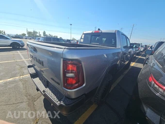 2025 Ram 1500 Rebel Crew Cab Short Bed - miniatura 4
