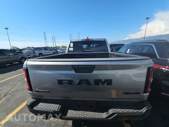 2025 Ram 1500 Rebel Crew Cab Short Bed - miniatura 5