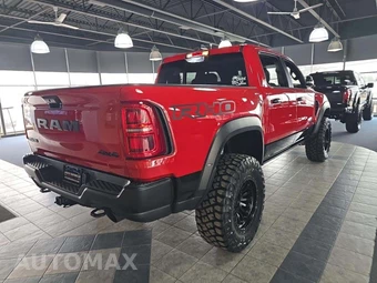 2025 Ram 1500 RHO Crew Cab Short Bed – miniatura 3