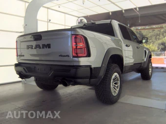 2025 Ram 1500 RHO Crew Cab Short Bed – miniatura 4