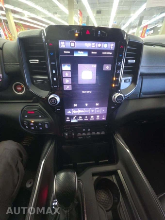 2025 Ram 1500 RHO Crew Cab Short Bed – miniatura 10