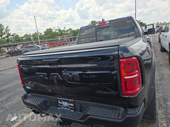 2025 Ram 1500 RHO Crew Cab Short Bed – miniatura 5
