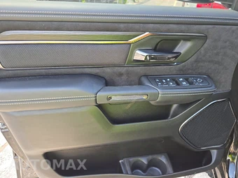 2025 Ram 1500 RHO Crew Cab Short Bed – miniatura 9