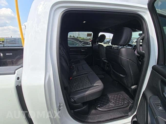 2025 Ram 1500 Sport Crew Cab Short Bed - miniatura 16