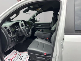 2025 Ram 1500 Tradesman Crew Cab Short Bed - miniatura 4