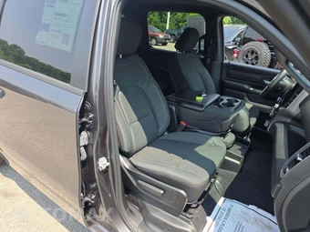 2025 Ram 1500 Tradesman Crew Cab Short Bed - miniatura 18