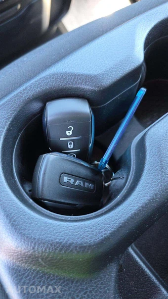 2025 Ram 1500 Tradesman Crew Cab Short Bed - miniatura 17