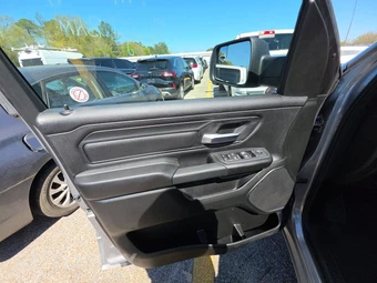2025 Ram 1500 Tradesman Crew Cab Short Bed - miniatura 9