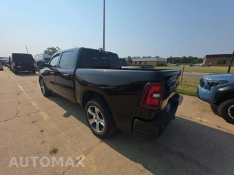 2025 Ram 1500 Tradesman Crew Cab Short Bed - miniatura 2