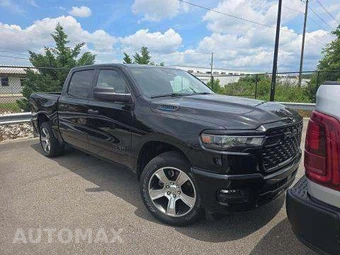2025 Ram 1500 Tradesman Crew Cab Short Bed - miniatura 4