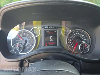 2025 Ram 1500 Tradesman Crew Cab Short Bed - miniatura 6