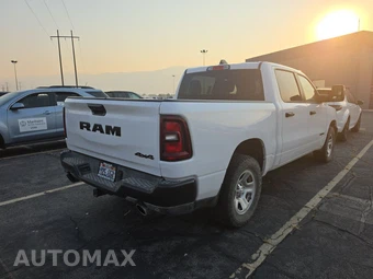 2025 Ram 1500 Tradesman Crew Cab Short Bed - miniatura 4