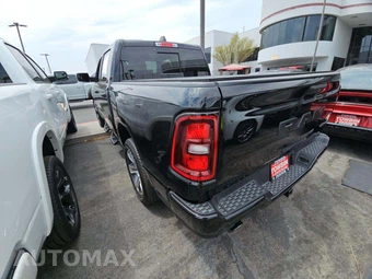 2025 Ram 1500 Tradesman Crew Cab Short Bed - miniatura 2