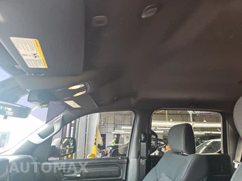 2025 Ram 1500 Tradesman Crew Cab Short Bed - miniatura 17