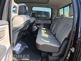 2025 Ram 1500 Tungsten Crew Cab Short Bed – miniatura 13