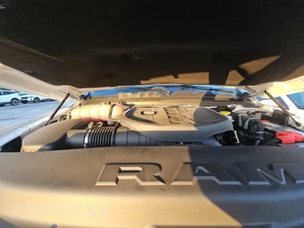 2025 Ram 1500 Tungsten Crew Cab Short Bed – miniatura 15