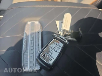 2025 Ram 1500 Tungsten Crew Cab Short Bed - miniatura 8