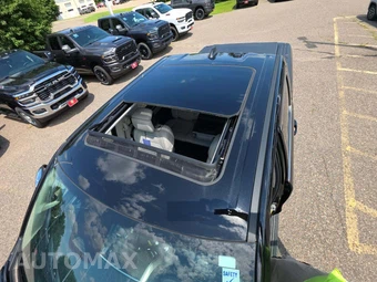 2025 Ram 1500 Tungsten Crew Cab Short Bed – miniatura 9