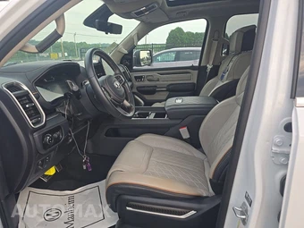 2025 Ram 1500 Tungsten Crew Cab Short Bed – miniatura 13