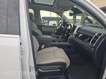 2025 Ram 1500 Tungsten Crew Cab Short Bed – miniatura 14