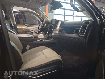 2025 Ram 1500 Tungsten Crew Cab Short Bed – miniatura 16