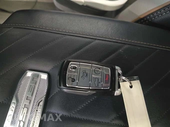 2025 Ram 1500 Tungsten Crew Cab Short Bed – miniatura 8
