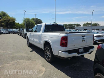 2025 Ram 1500 Tungsten Crew Cab Short Bed – miniatura 2