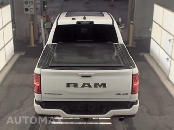 2025 Ram 1500 Tungsten Crew Cab Short Bed – miniatura 5
