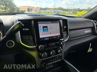 2025 Ram 2500 Big Horn Crew Cab Medium Bed - miniatura 10