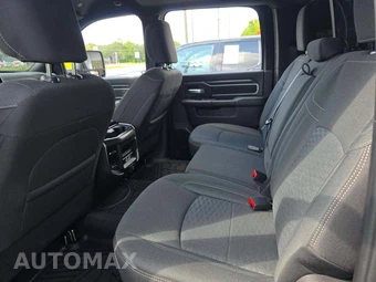 2025 Ram 2500 Big Horn Crew Cab Medium Bed - miniatura 13