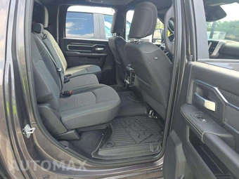 2025 Ram 2500 Big Horn Crew Cab Medium Bed - miniatura 16