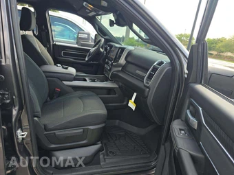 2025 Ram 2500 Big Horn Crew Cab Medium Bed - miniatura 18