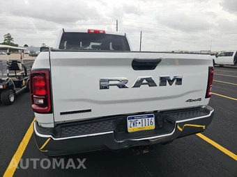 2025 Ram 2500 Big Horn Crew Cab Medium Bed - miniatura 5