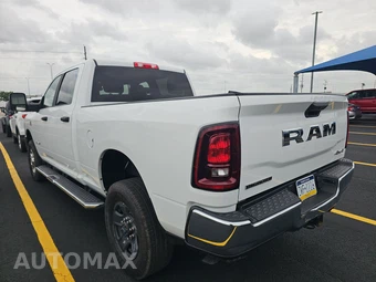 2025 Ram 2500 Big Horn Crew Cab Medium Bed - miniatura 6