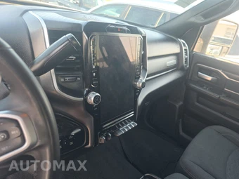 2025 Ram 2500 Big Horn Crew Cab Medium Bed - miniatura 11