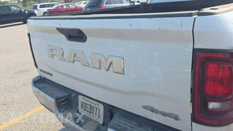2025 Ram 2500 Big Horn Crew Cab Medium Bed - miniatura 26