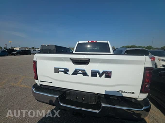 2025 Ram 2500 Big Horn Crew Cab Medium Bed - miniatura 5